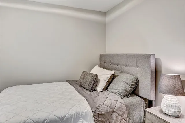 $1,600 | 3032 Grenoble Street, Unit B, Savannah, GA 31404