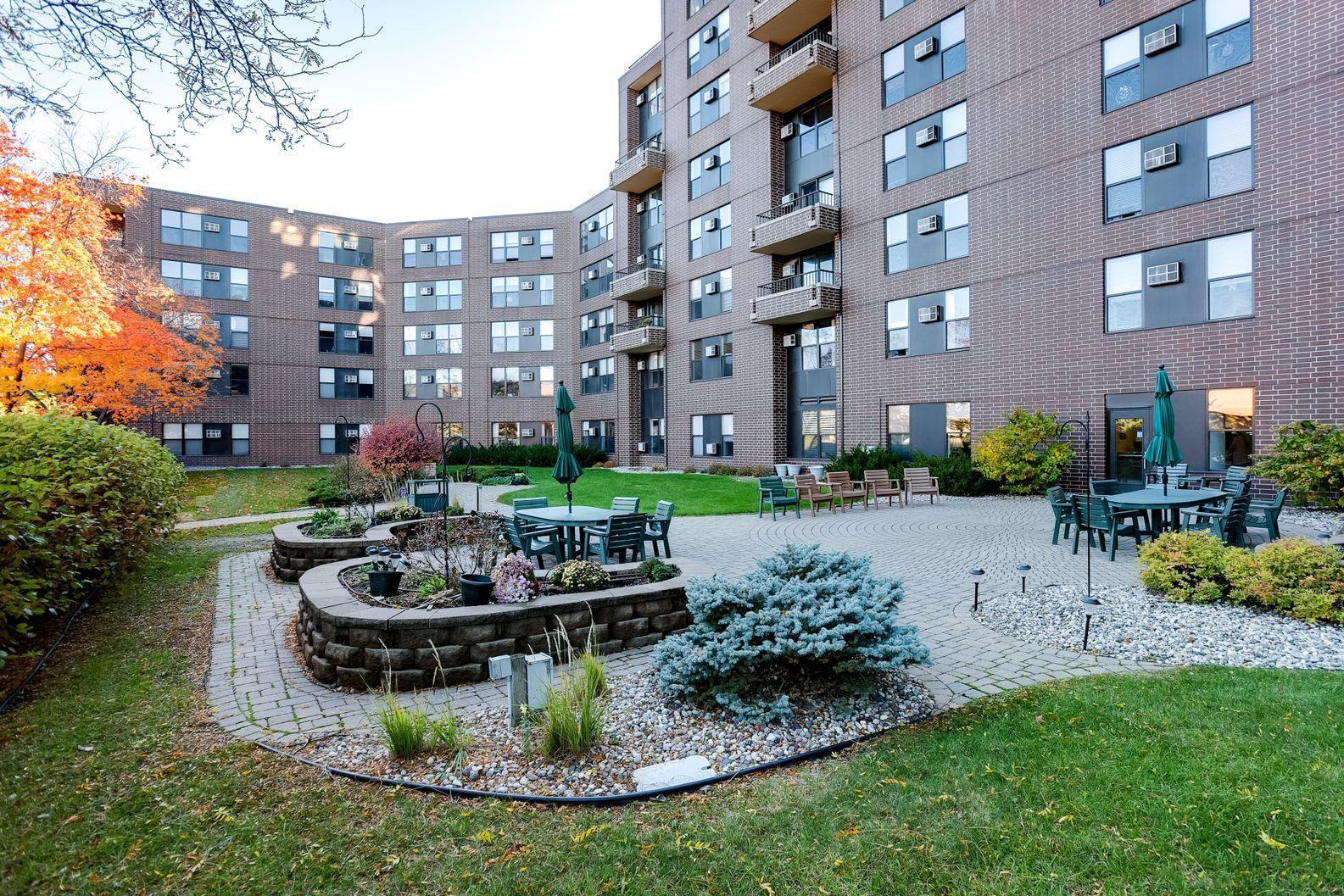 7600 Golden Valley Road, Unit 901 Golden Valley, MN 55427 - Photo 17 of 22