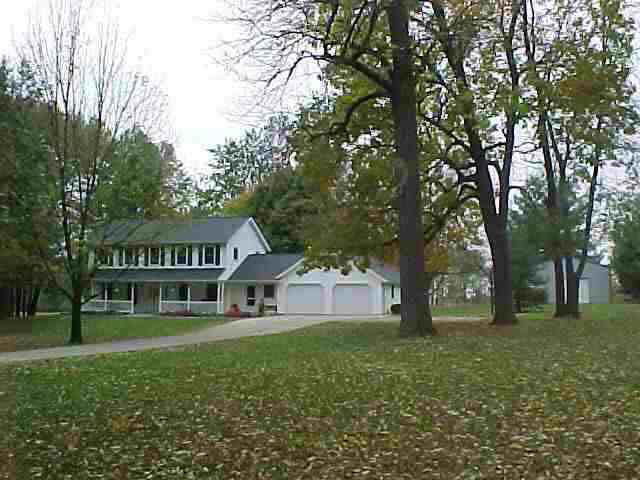 2157 South Robinson Road Vincennes, IN 47591 - Photo 1 of 6 Gallery Image 1