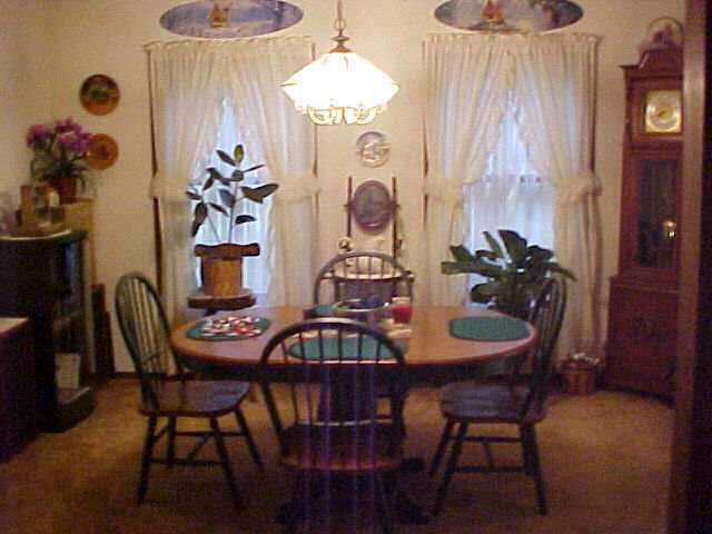 2157 South Robinson Road Vincennes, IN 47591 - Photo 5 of 6 Gallery Image 5