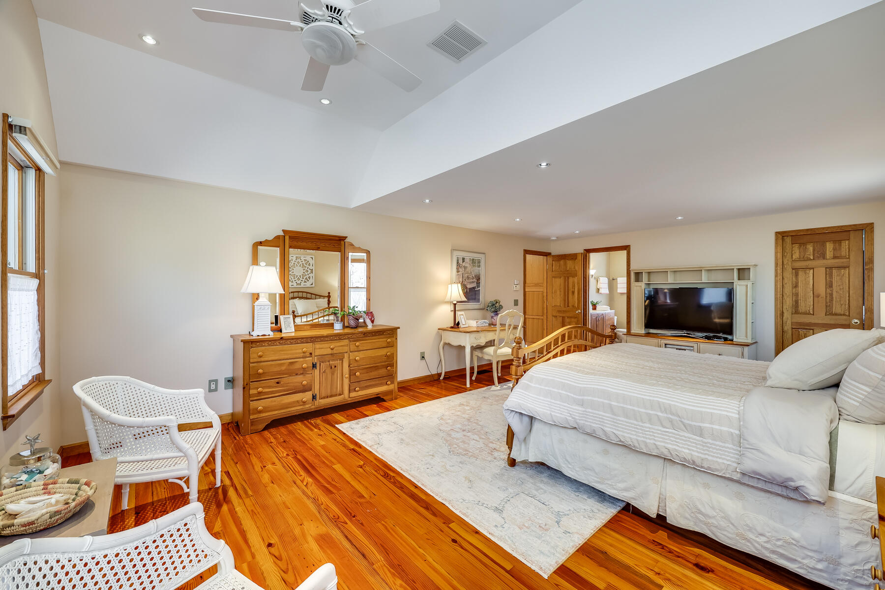 40 Fox Run Road Eastham, MA 02642 - Photo 33 of 71 primary bedroom