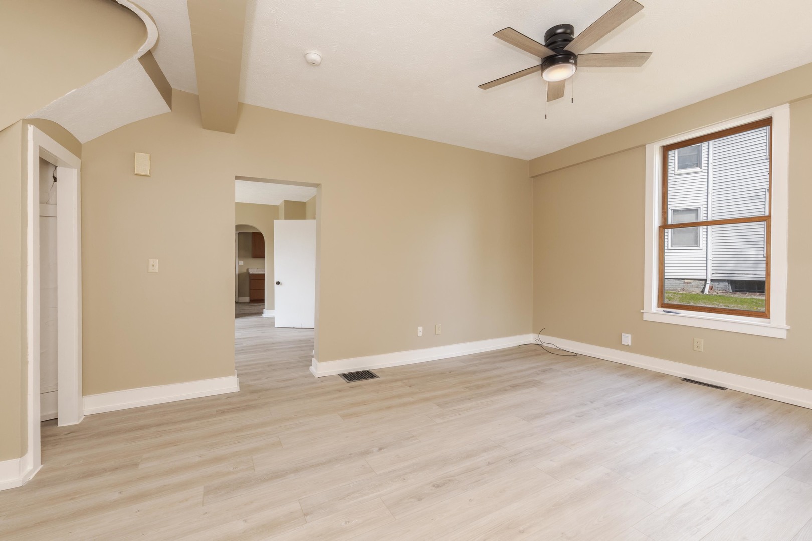 706 North Prairie Street Bloomington, IL 61701 - Photo 12 of 42