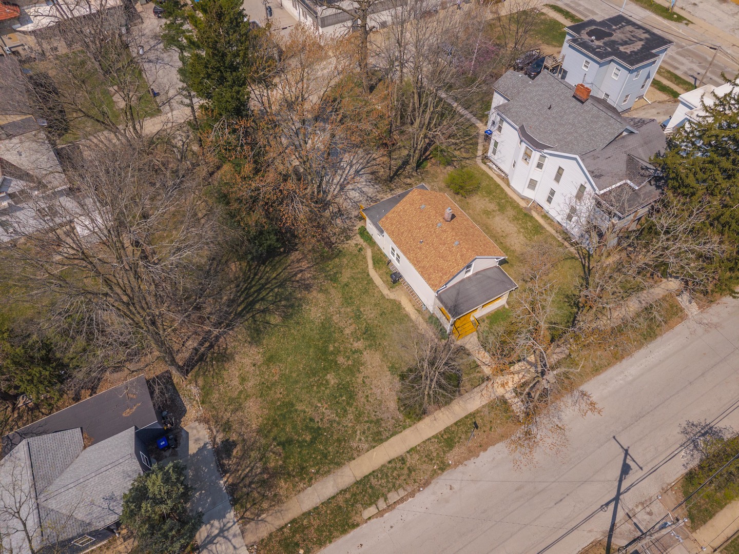 706 North Prairie Street Bloomington, IL 61701 - Photo 39 of 42