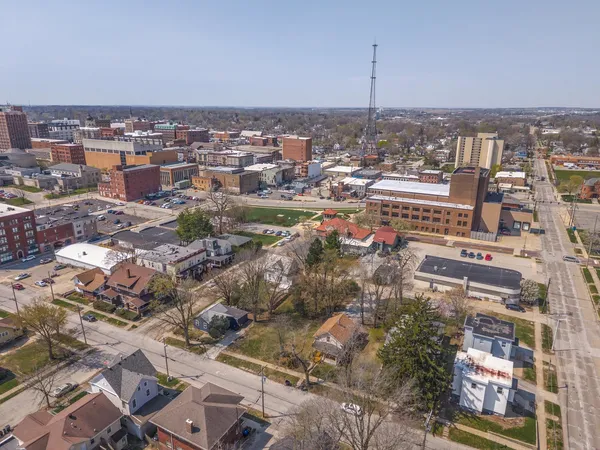 $189,000 | 706 North Prairie Street, Bloomington, IL 61701