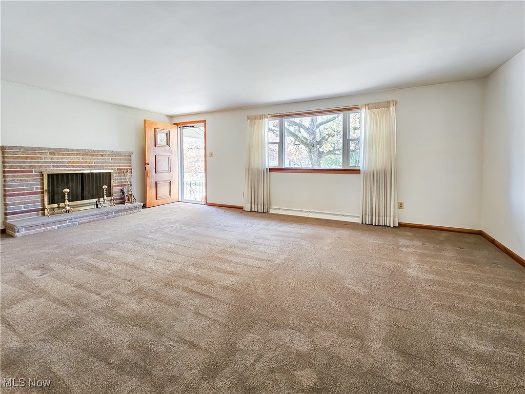6040 Firestone Road Northeast Canton, OH 44721 - Photo 7 of 26