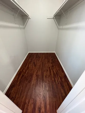 $2,000 | 806 West 24th Street, Unit 318, Austin, TX 78705