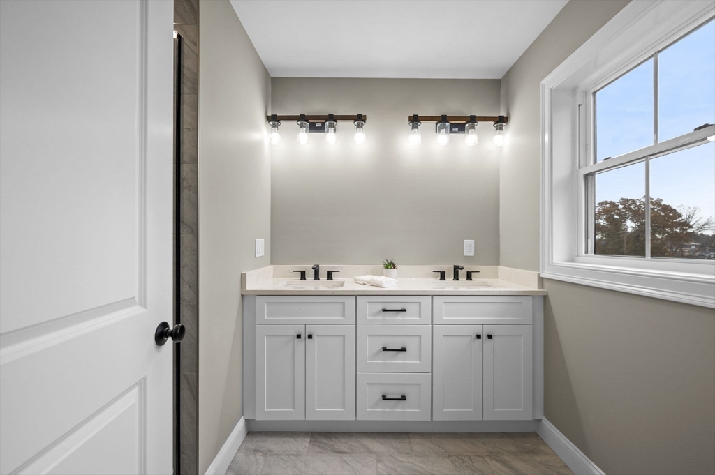 9 Acton Road, Unit 11 Chelmsford, MA 01824 - Photo 25 of 32 Gallery Image 25