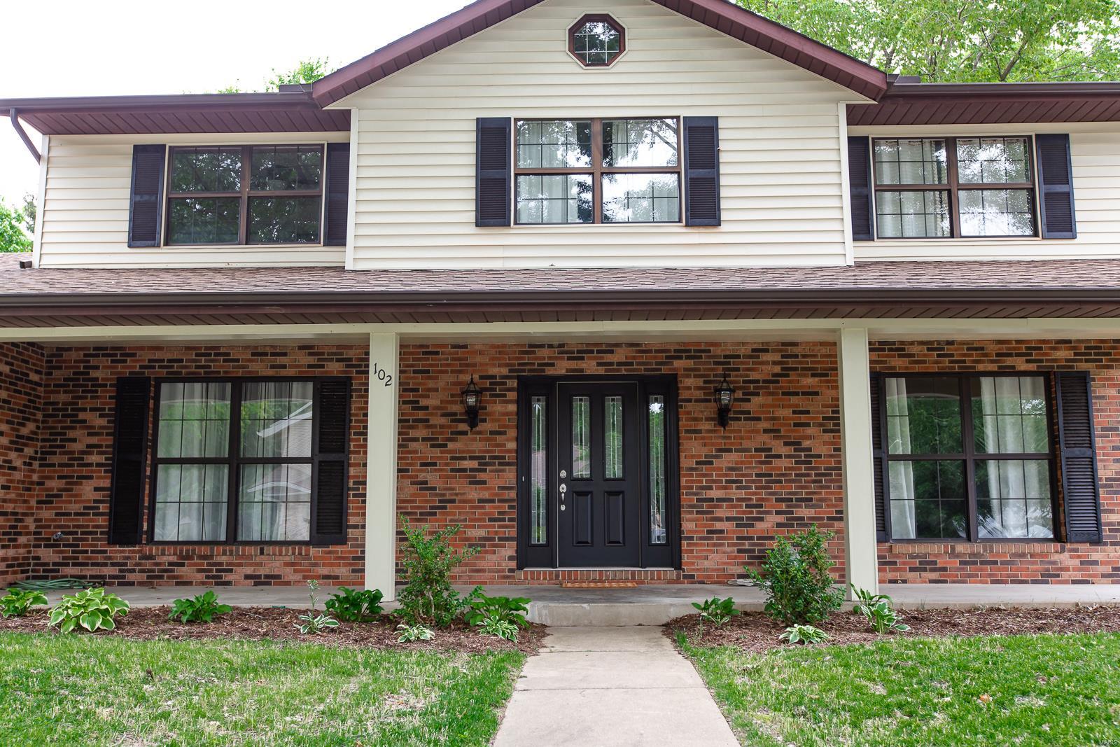 102 Pheasant Run O'Fallon, IL 62269 - Photo 2 of 37 Gallery Image 2