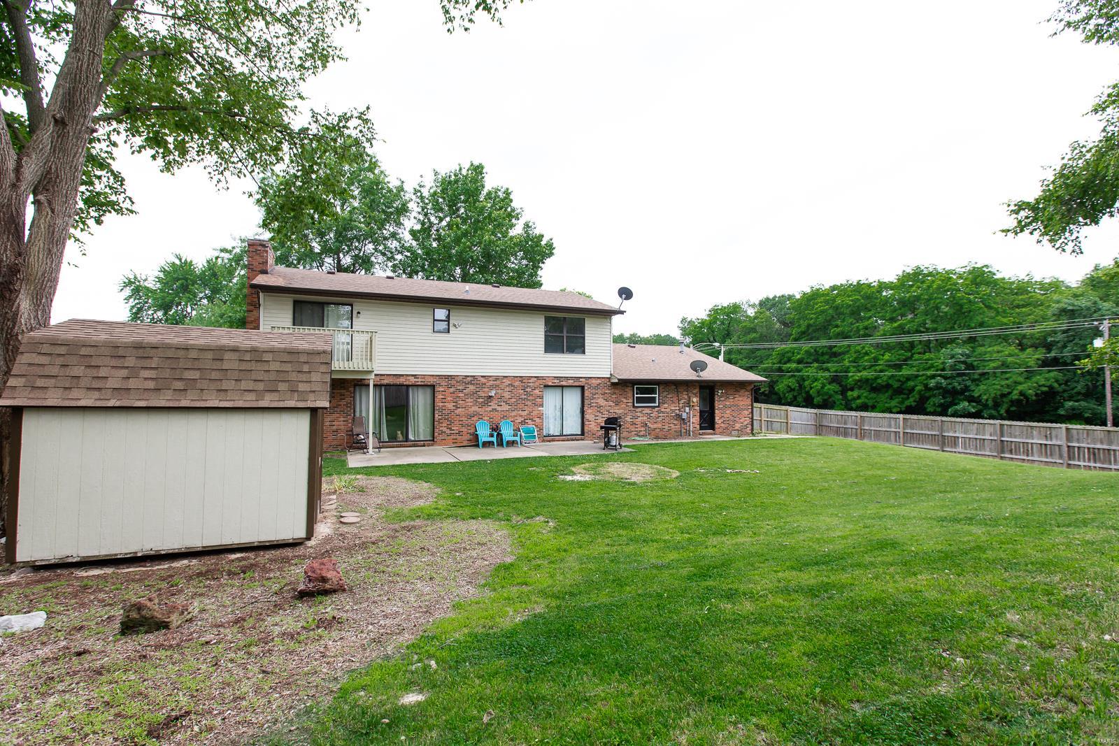 102 Pheasant Run O'Fallon, IL 62269 - Photo 31 of 37 Gallery Image 31