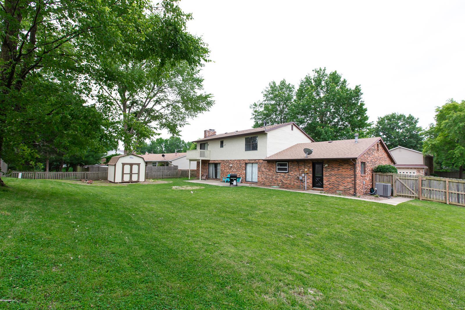 102 Pheasant Run O'Fallon, IL 62269 - Photo 34 of 37 Gallery Image 34