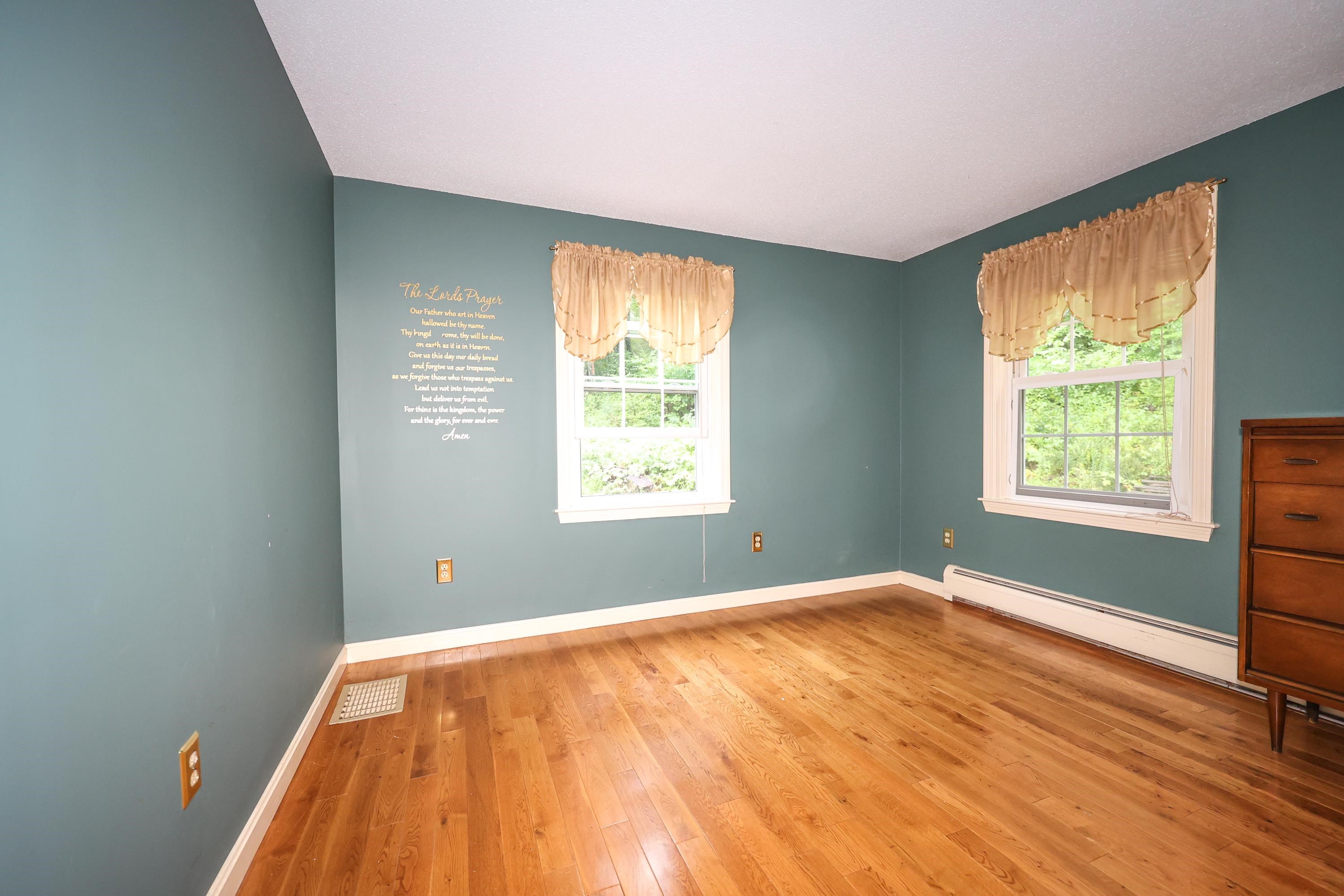 70 Woodhill Hooksett Road Bow, NH 03304 - Photo 13 of 27