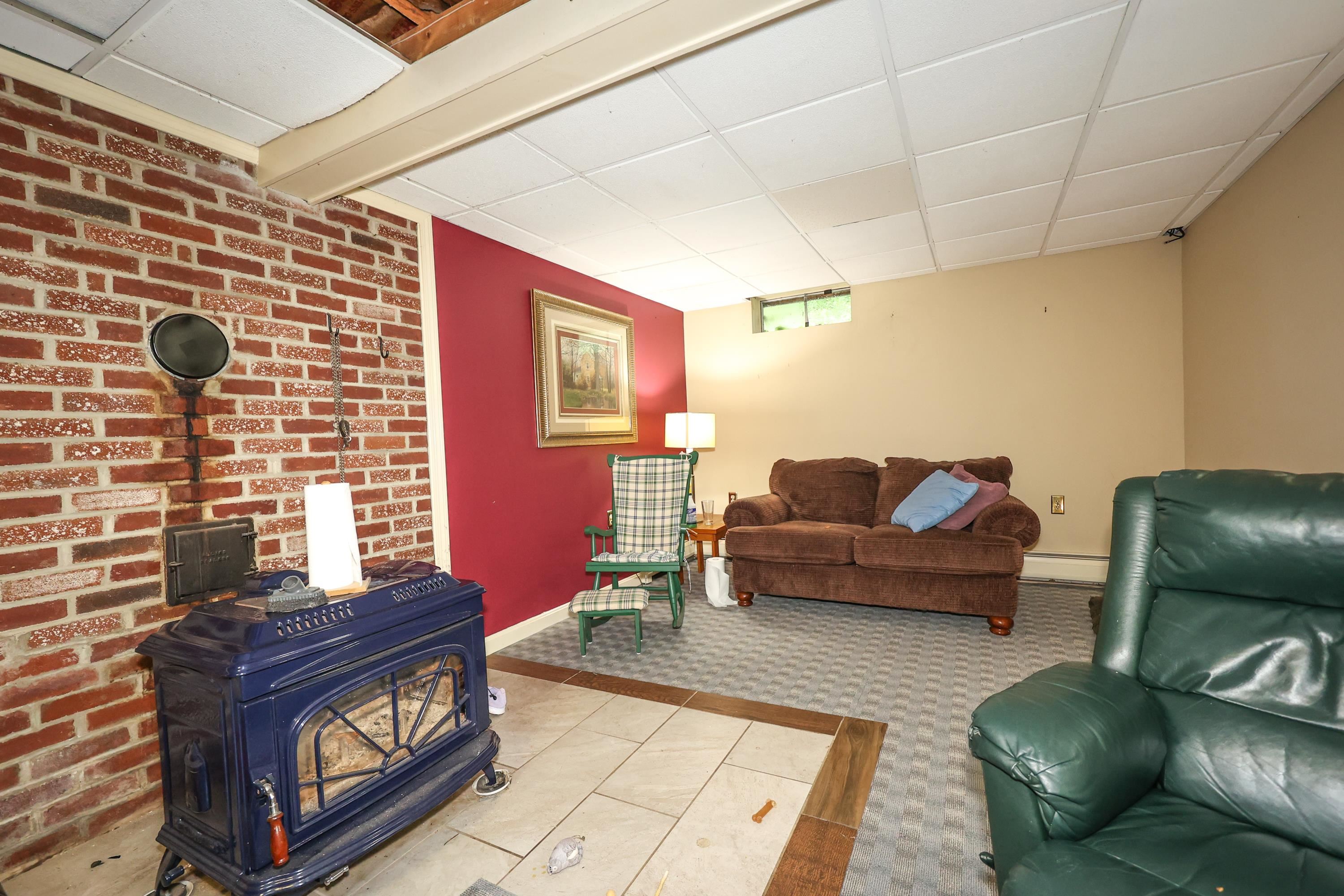 70 Woodhill Hooksett Road Bow, NH 03304 - Photo 17 of 27