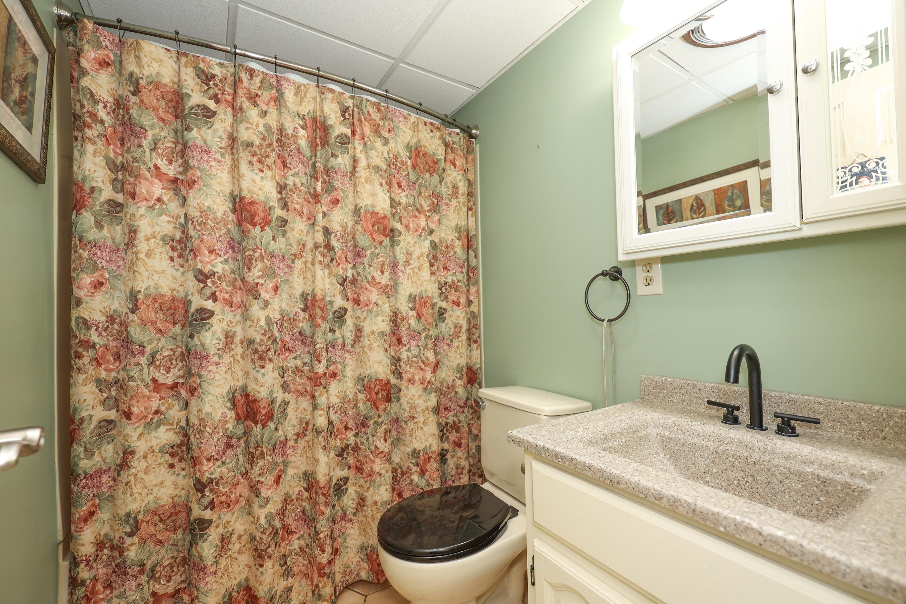 70 Woodhill Hooksett Road Bow, NH 03304 - Photo 18 of 27