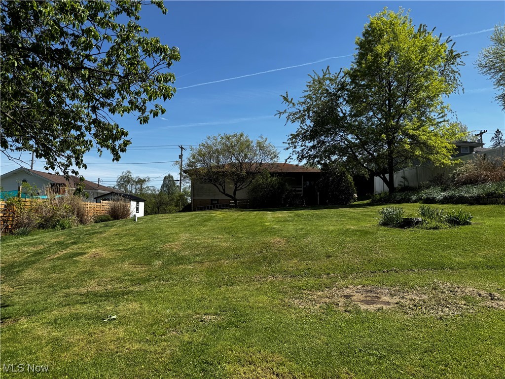 72220 Sharon Road Bridgeport, OH 43912 - Photo 9 of 35