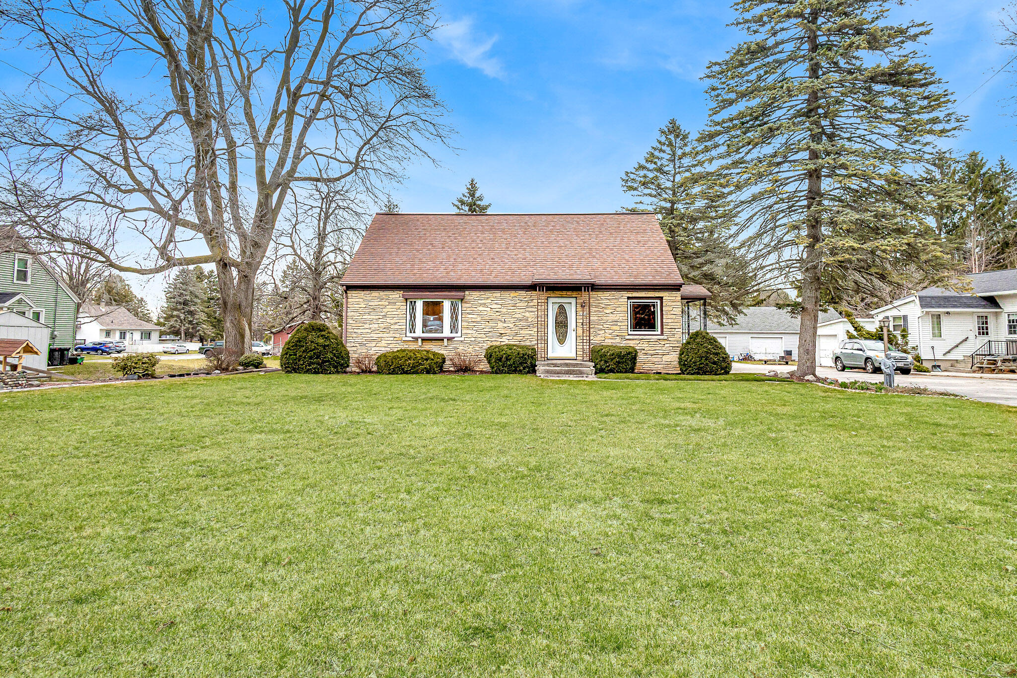 1350 West Washington Avenue Cleveland, WI 53015 - Photo 1 of 1 1350 W Washington Ave