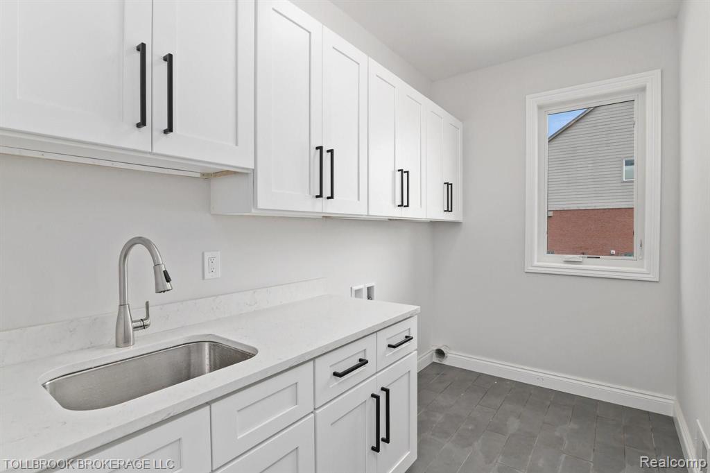 3461 Alpine Road Troy, MI 48084 - Photo 22 of 51 Gallery Image 22