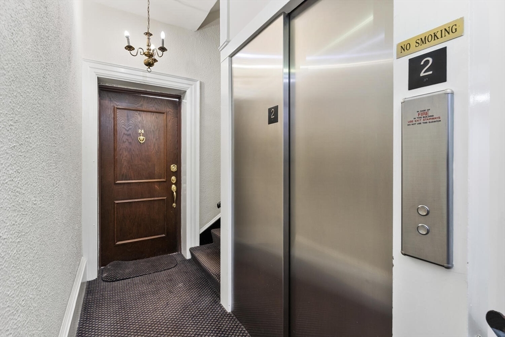 382 Commonwealth Avenue, Unit 24 Boston, MA 02215 - Photo 26 of 36