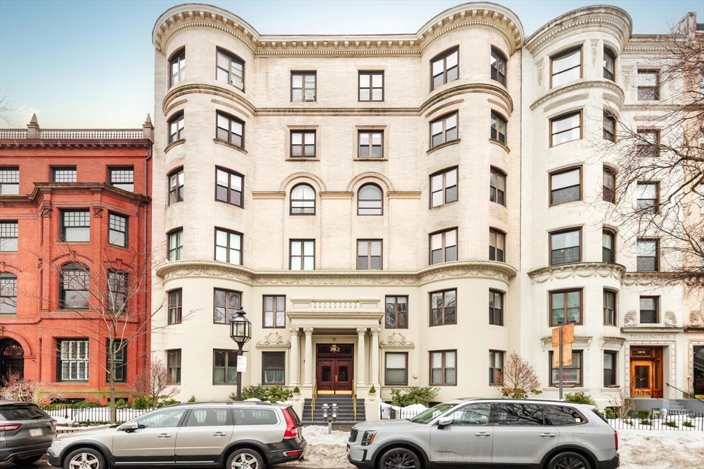 382 Commonwealth Avenue, Unit 24 Boston, MA 02215 - Photo 30 of 36