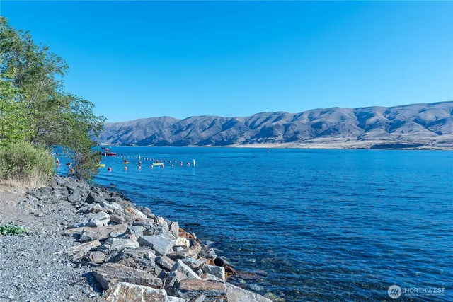 $199,900 | 453 Airport Way, Mattawa, WA 99349