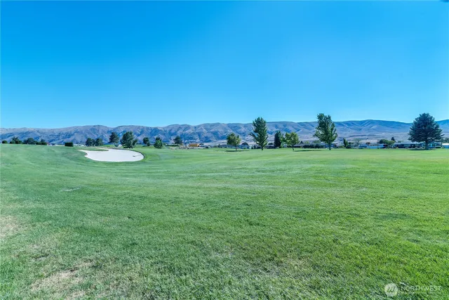 $199,900 | 453 Airport Way, Mattawa, WA 99349