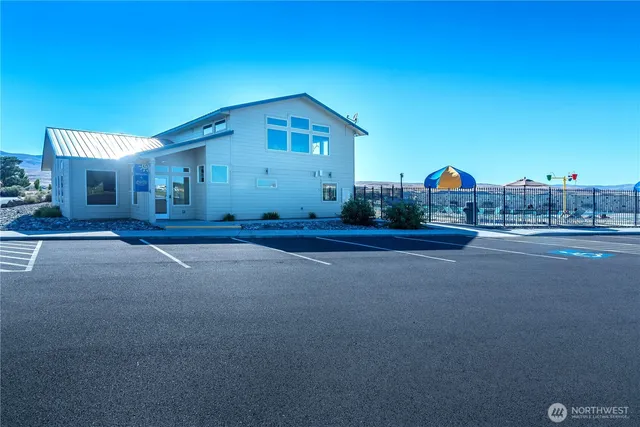 $199,900 | 453 Airport Way, Mattawa, WA 99349