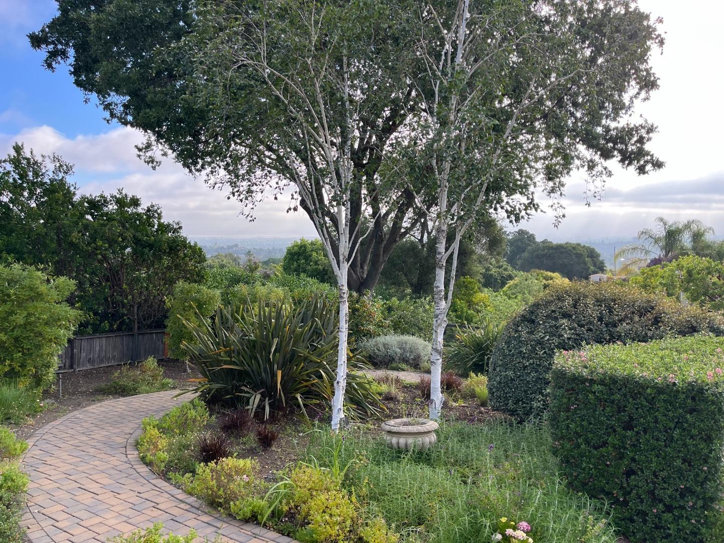 26990 Taaffe Road Los Altos Hills, CA 94022 - Photo 24 of 25