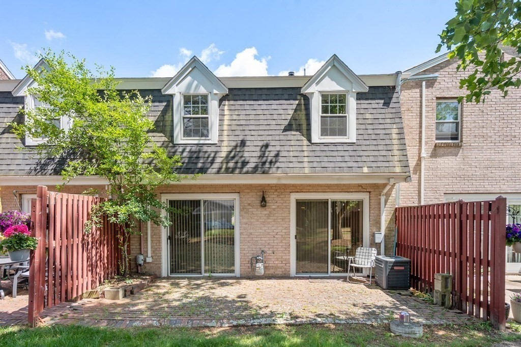 415 Erin Road, Unit 415 Stoughton, MA 02072 - Photo 17 of 25 Gallery Image 17
