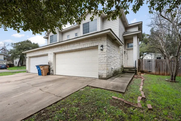 $2,000 | 1720 Constantino Circle, Unit B, Austin, TX 78745