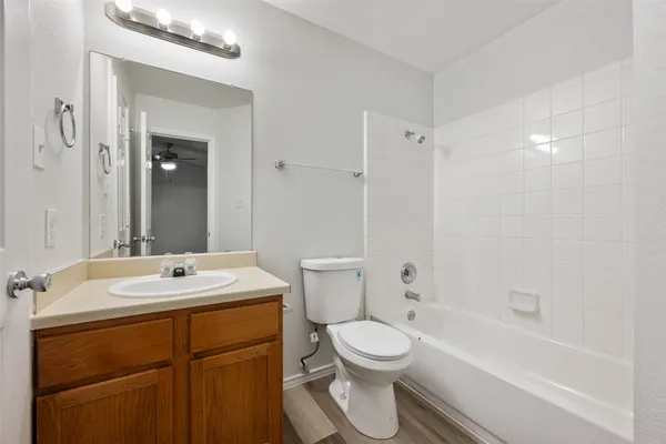 $2,000 | 1720 Constantino Circle, Unit B, Austin, TX 78745