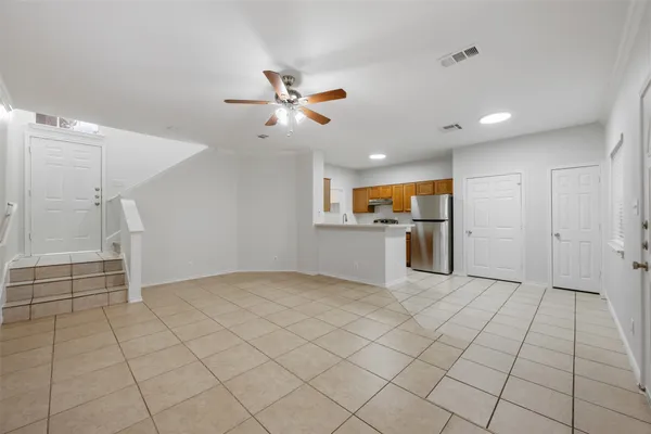 $2,000 | 1720 Constantino Circle, Unit B, Austin, TX 78745