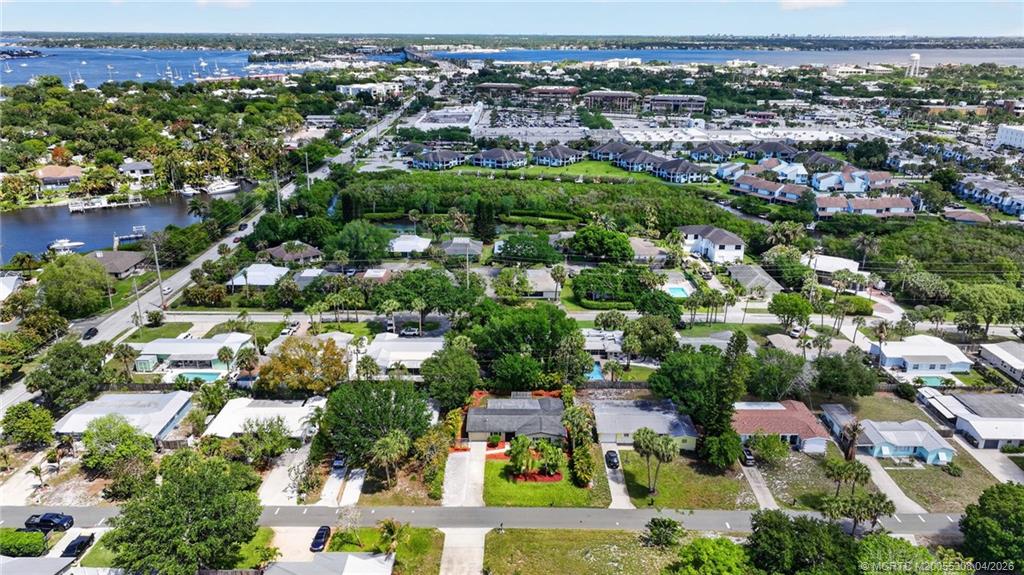 330 Southwest Winnachee Drive Stuart, FL 34994 - Photo 45 of 49 Close to all the action!!