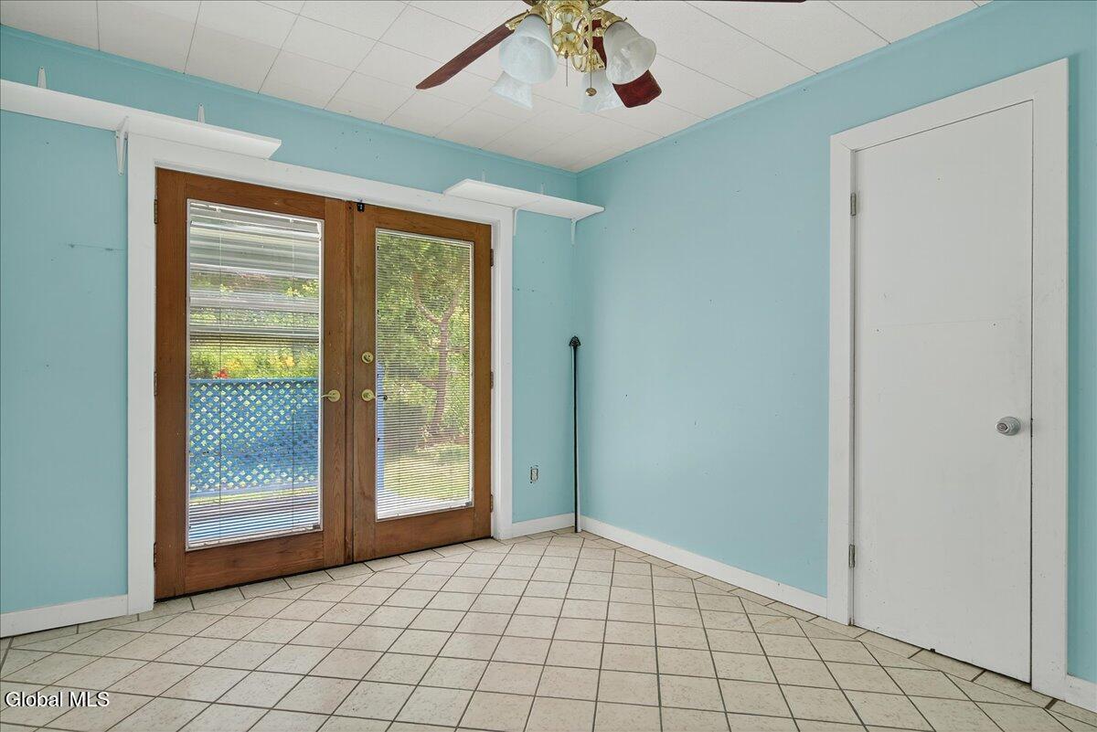 1116 Middleline Road Milton, NY 12020 - Photo 16 of 43 16-1116 MIDDDLE LINE-16