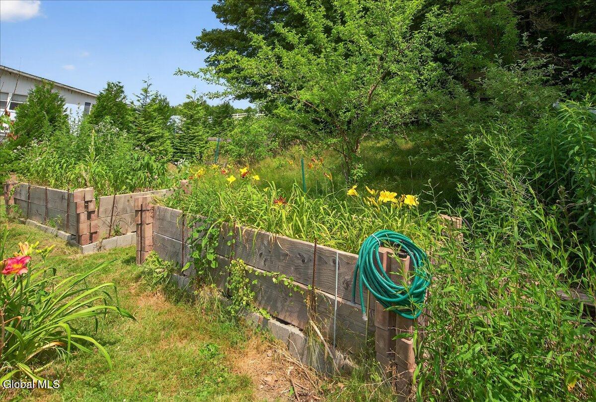 1116 Middleline Road Milton, NY 12020 - Photo 35 of 43 30-1116 MIDDDLE LINE-29