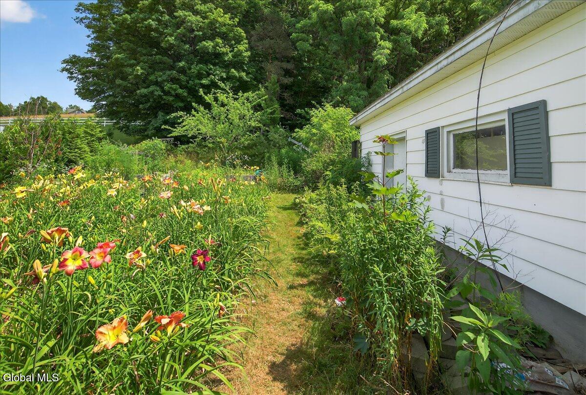 1116 Middleline Road Milton, NY 12020 - Photo 36 of 43 28-1116 MIDDDLE LINE-28