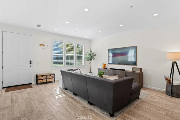 $1,398,000 | 123 Mighty Oak, Irvine, CA 92602