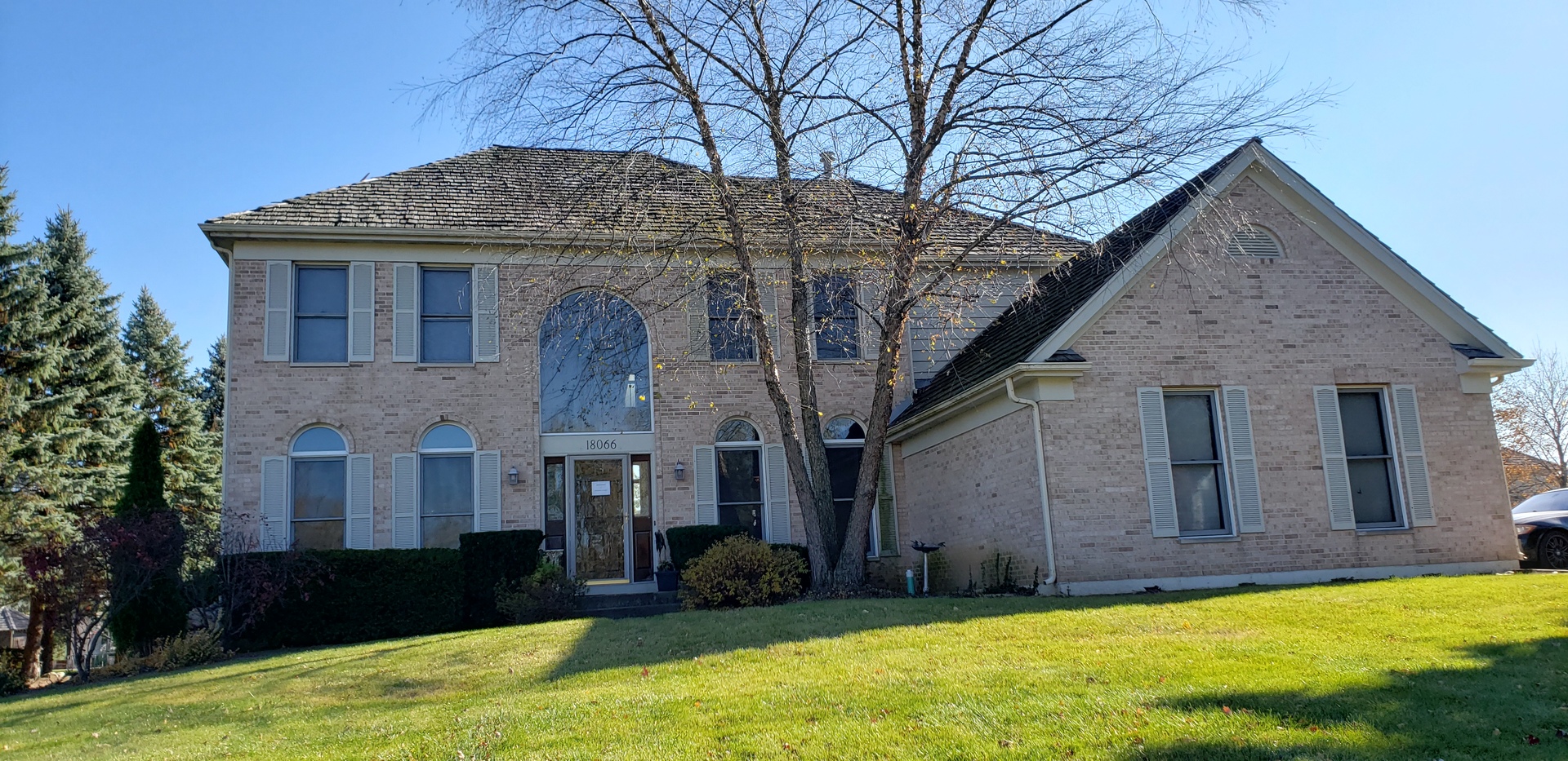 18066 West Pond Ridge Circle Gurnee, IL 60031 - Photo 1 of 41