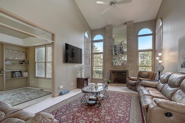 18066 West Pond Ridge Circle Gurnee, IL 60031 - Photo 13 of 41