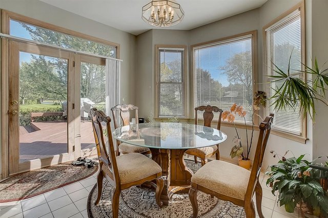18066 West Pond Ridge Circle Gurnee, IL 60031 - Photo 16 of 41