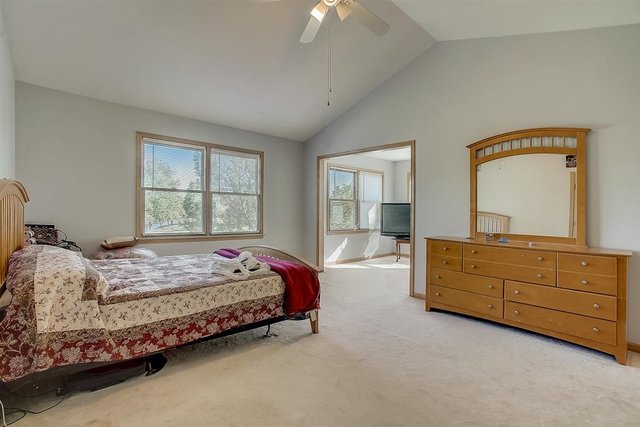 18066 West Pond Ridge Circle Gurnee, IL 60031 - Photo 18 of 41