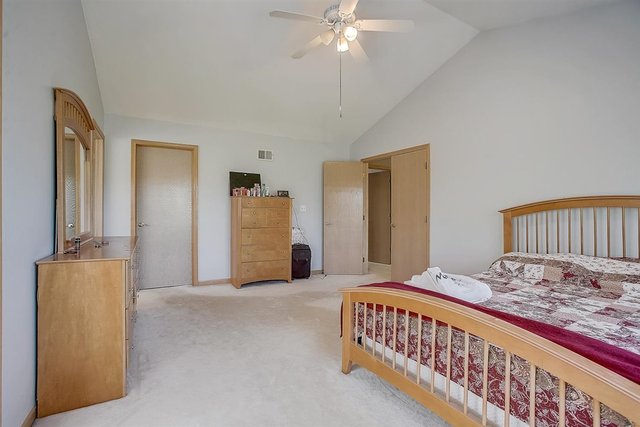 18066 West Pond Ridge Circle Gurnee, IL 60031 - Photo 19 of 41