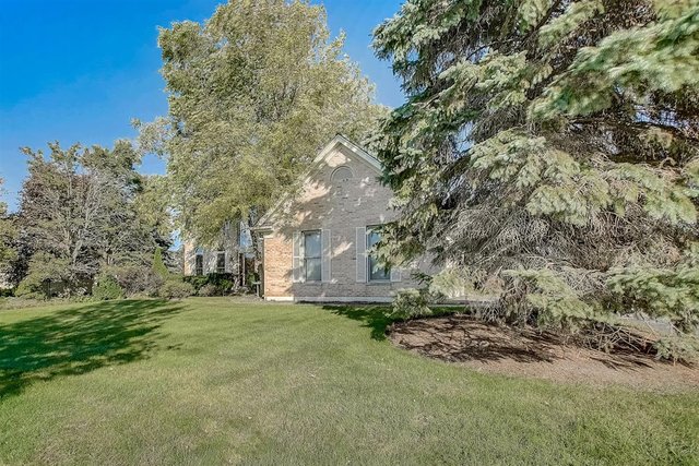 18066 West Pond Ridge Circle Gurnee, IL 60031 - Photo 4 of 41