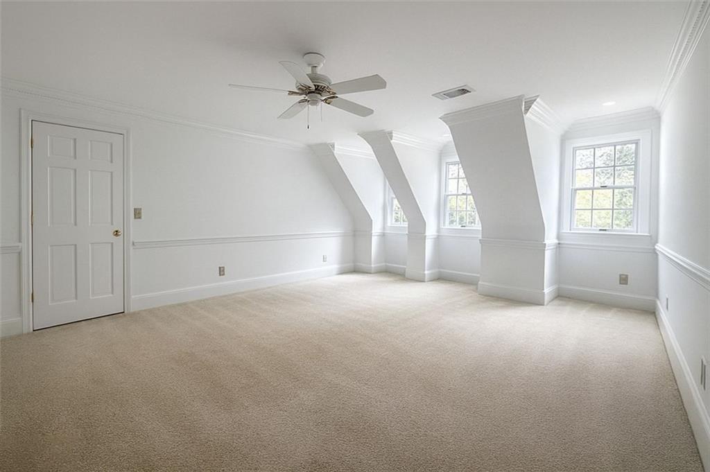 4070 Runnymede Drive Southwest Lilburn, GA 30047 - Photo 29 of 43