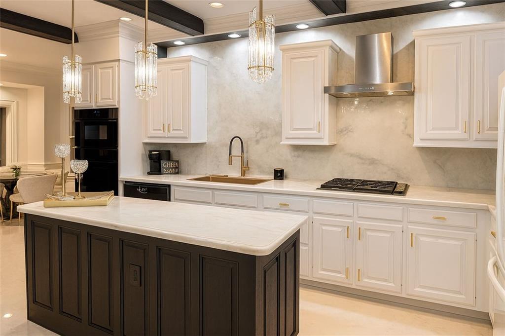 4070 Runnymede Drive Southwest Lilburn, GA 30047 - Photo 10 of 43