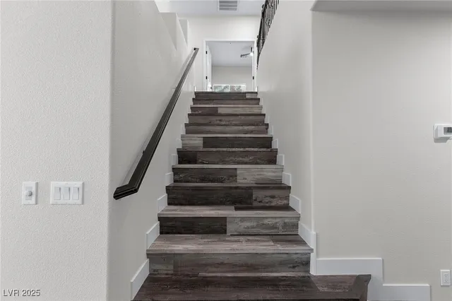 $3,895 | 9591 Antelope Bend Court, Las Vegas, NV 89148