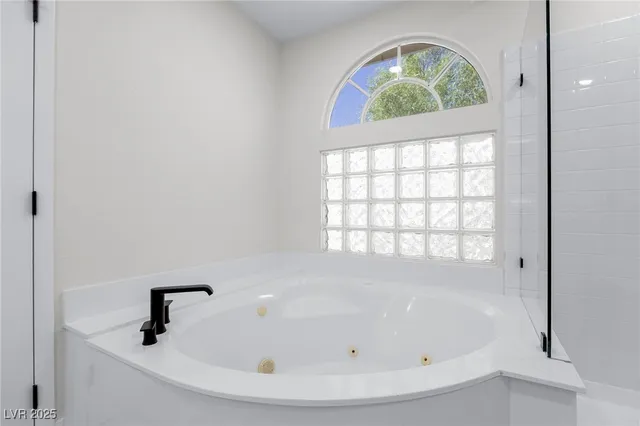 $3,895 | 9591 Antelope Bend Court, Las Vegas, NV 89148