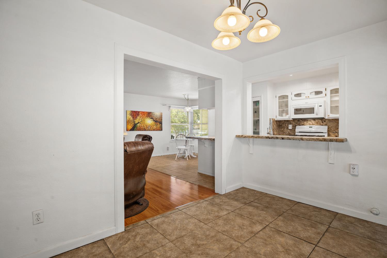 9713 Thornton Road Stockton, CA 95209 - Photo 25 of 49
