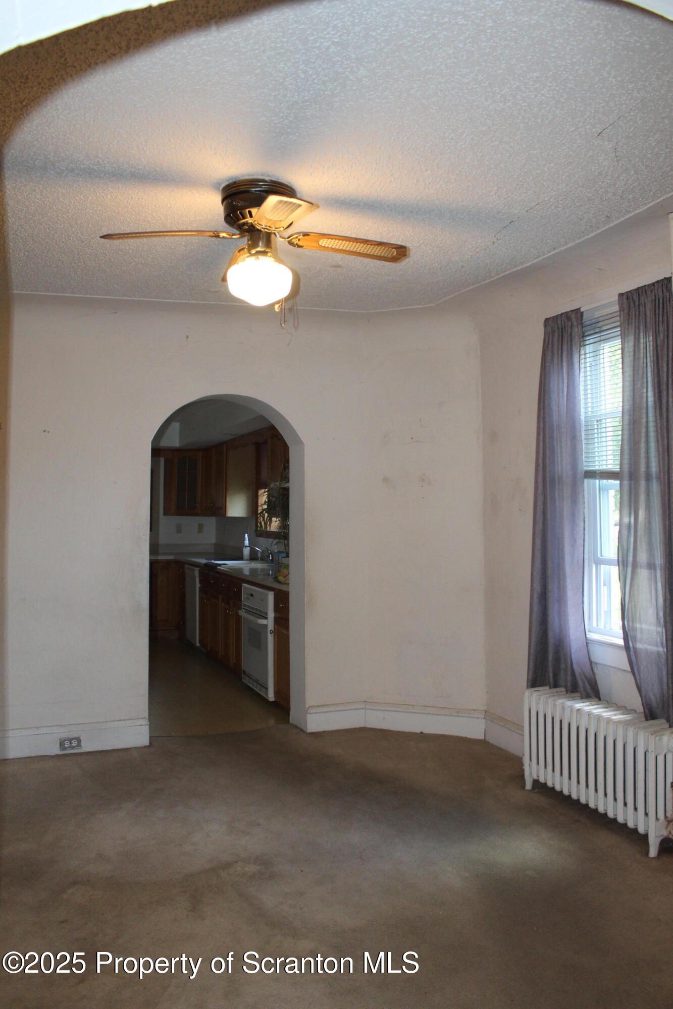 1919 Price Street Scranton, PA 18504 - Photo 4 of 44