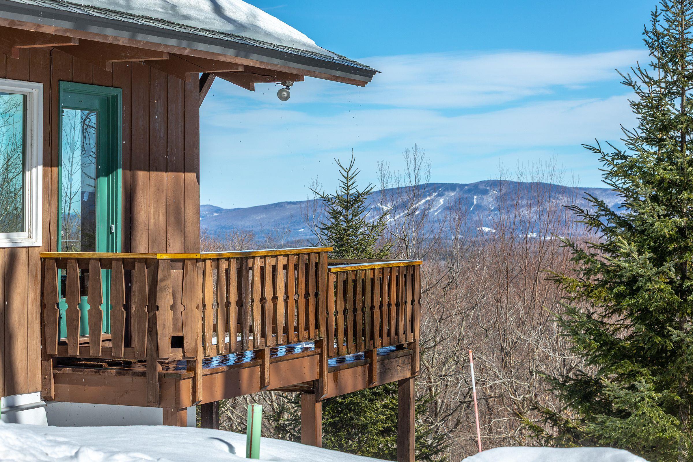 30 Upper Woods And Water Road Winhall, VT 05340 - Photo 4 of 36 Gallery Image 4