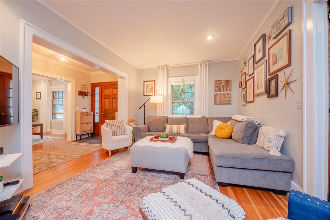 33 Castlebar Road Rochester, NY 14610 - Photo 12 of 50