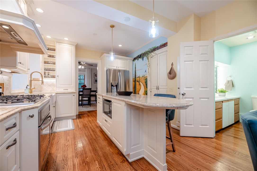 33 Castlebar Road Rochester, NY 14610 - Photo 27 of 50